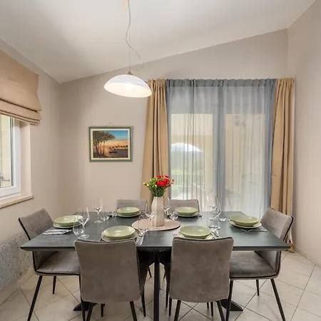 Luck Tatil Evi Veleniki